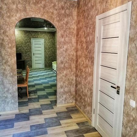 Посуточная Аренда В Центре Кропивницкого Apartment Kropyvnytskyi Bagian luar foto