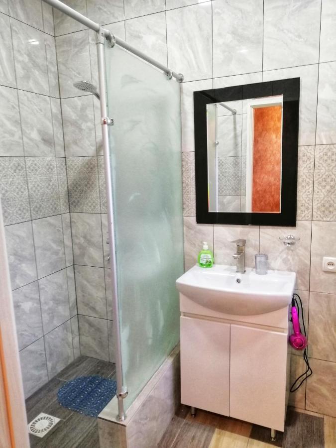 Посуточная Аренда В Центре Кропивницкого Apartment Kropyvnytskyi Bagian luar foto