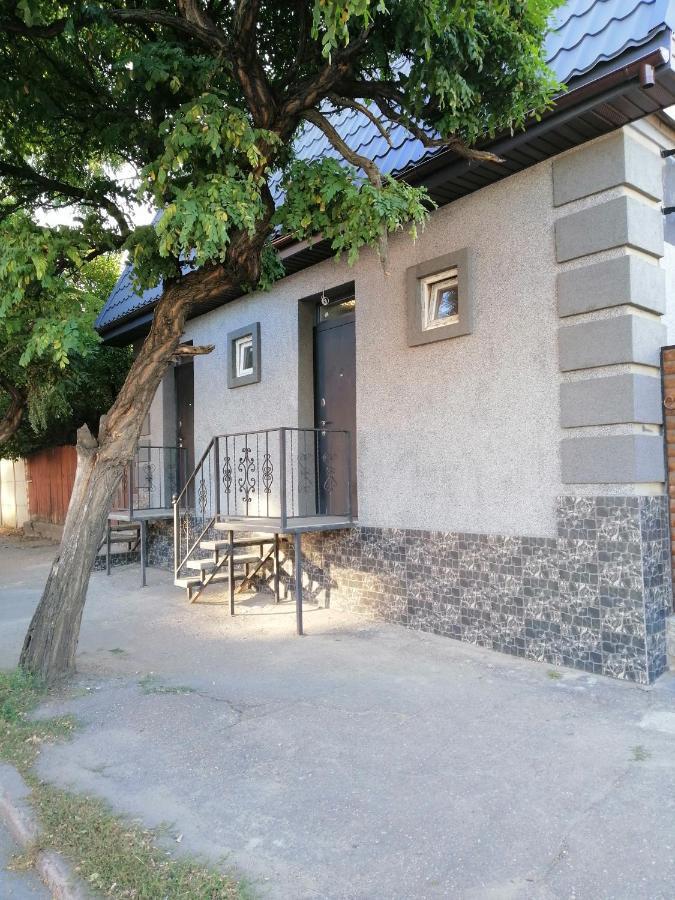Посуточная Аренда В Центре Кропивницкого Apartment Kropyvnytskyi Bagian luar foto