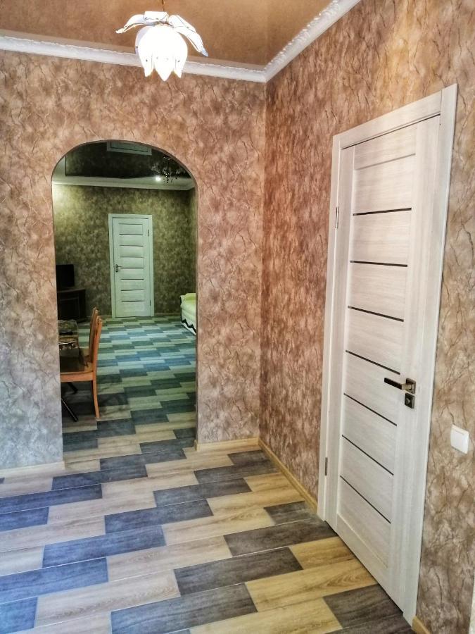 Посуточная Аренда В Центре Кропивницкого Apartment Kropyvnytskyi Bagian luar foto