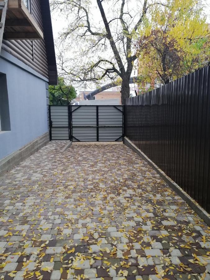 Посуточная Аренда В Центре Кропивницкого Apartment Kropyvnytskyi Bagian luar foto